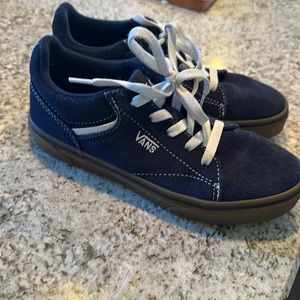 Boys suede vans